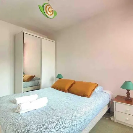 Cosy T2 Avec Parking Centre アパート *